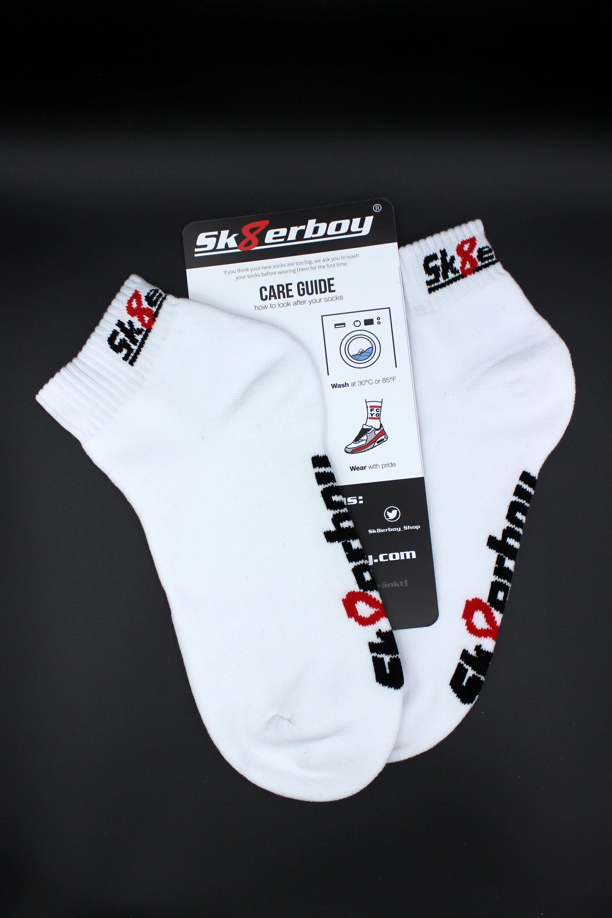 White Sk8erboy quarter socks detail view